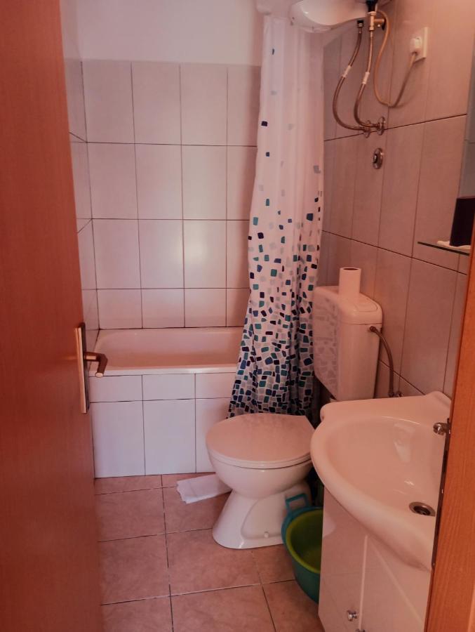 Ana Apartments Vis Eksteriør billede